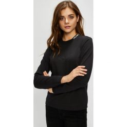 Calvin Klein Jeans - Bluza. Czarne bluzy damskie Calvin Klein Jeans, z bawełny. Za 249.90 zł.