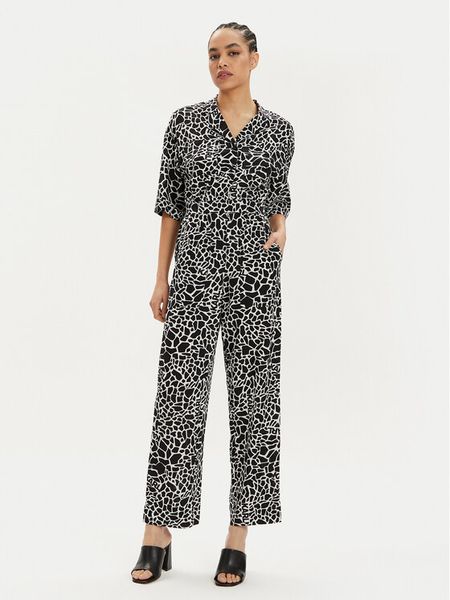 KARL LAGERFELD Kombinezon 241W1311 Czarny Regular Fit. Czarne sukienki damskie KARL LAGERFELD, bez wzorów, z wiskozy, bez kołnierzyka, bez ramiączek. Za 1,019.99 zł.