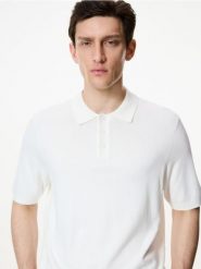 Sweter polo z wiskozą - biały. Białe swetry przez głowę męskie Reserved, l, bez wzorów, z dzianiny, bez kołnierzyka. Za 99.99 zł.