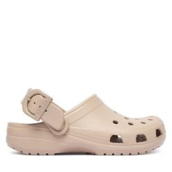 Klapki Crocs. Brązowe klapki damskie Crocs, bez wzorów, bez obcasa. Za 259.99 zł.