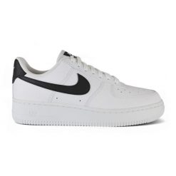 Nike Air Force 1 '07 DD8959-103 40 (25,5cm). Białe obuwie sportowe damskie Nike, bez wzorów, trekkingowe, Nike Air Force. Za 509.00 zł.