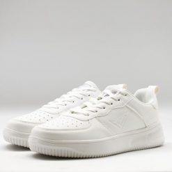 But sportowy AURY biały. Białe obuwie sportowe damskie Legea, bez wzorów, trekkingowe. W wyprzedaży za 112.00 zł.