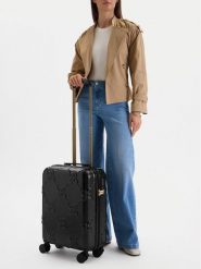 Nine West Walizka kabinowa CEO-NW-S-005-09 BLACK Czarny. Czarne torebki do ręki damskie Nine West, bez wzorów, z tworzywa sztucznego, bez dodatków. Za 299.99 zł.