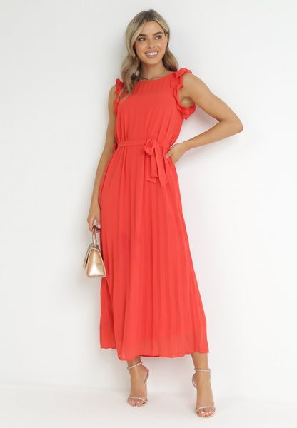 Czerwona Plisowana Sukienka Maxi z Falbankami Avalie. Czerwone sukienki damskie Born2be, na imprezę, l, z aplikacjami, z materiału, bez kołnierzyka, bez ramiączek, maxi. Za 119.99 zł.