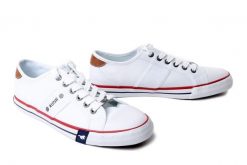 Mustang 26M015005 Biały, tenisówki i trampki m?skie. Białe trampki męskie Mustang, bez wzorów, sportowe, bez zapięcia. Za 209.90 zł.