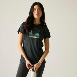 Damska koszulka z krótkim rękawem i grafiką Fingal. Niebieskie t-shirty damskie Regatta, m, bez wzorów, z materiału, bez kołnierzyka. Za 116.50 zł.