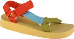 Levi`s Levi's Cadys Low Sandal 233029-109-70 Żółte 40. Żółte sandały damskie bez wzorów, bez obcasa, bez zapięcia. Za 133.41 zł.