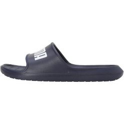 Klapki basenowe dla dorosłych Puma Divecat v2. Niebieskie skarpety damskie Puma, bez wzorów, z materiału. Za 159.99 zł.