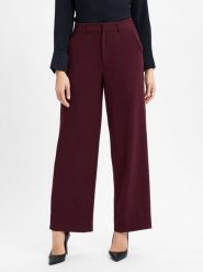 Neo Noir Spodnie materiałowe Kobiety czerwony, 42. Czerwone spodnie materiałowe damskie Neo Noir, bez wzorów, z materiału. Za 449.95 zł.