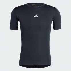 Koszulka TECHFIT Compression Training. Czarne koszulki sportowe męskie Adidas, l, bez wzorów, z dzianiny, bez kołnierzyka, bez ramiączek, do piłki nożnej, techfit (adidas). Za 149.00 zł.