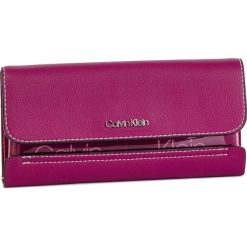 Duży Portfel Damski CALVIN KLEIN - Slide Trifold Tr K60K605100 510. Portfele damskie marki Calvin Klein. Za 229.00 zł.