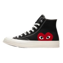 Converse Comme des Garçons Noir Haute. Czarne trampki i tenisówki damskie Converse, bez wzorów, bez zapięcia. Za 695.58 zł.