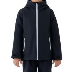 Kurtka narciarska dla dziewczynki 4F F0817 głęboka czerń 4FJWAW25TTJAF0817 20S. Czarne buty zimowe dziewczęce 4f, bez wzorów, bez zapięcia. Za 149.90 zł.