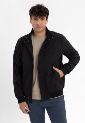 Lekka kurtka J-TEGABO. Czarne kurtki męskie Volcano, na jesień, l, bez wzorów, z dzianiny, klasyczne, bez kaptura. Za 279.99 zł.