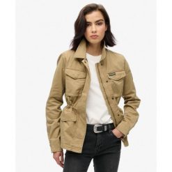 Kurtka Militarna M65 SUPERDRY. Brązowe kurtki damskie Superdry., m, bez wzorów, bez kaptura. W wyprzedaży za 401.60 zł.