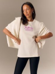 4F T-shirt loose z nadrukiem damski - biały L. Brązowe t-shirty damskie 4f, l, bez wzorów, z materiału, eleganckie, bez kołnierzyka. Za 79.99 zł.