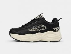 Buty damskie sneakersy sportowe Fila SKYE ZP A WMN. Brązowe obuwie sportowe damskie Fila, bez wzorów, z jeansu, trekkingowe. Za 179.00 zł.