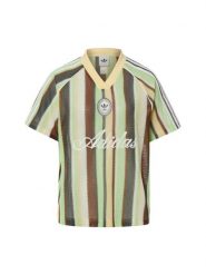 Adidas Originals Koszulka Kobiety zielony, M. Zielone koszulki sportowe damskie adidas Originals, m, bez wzorów, bez kołnierzyka, bez ramiączek. Za 229.95 zł.