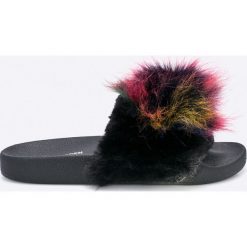 Steve Madden - Klapki. Klapki damskie marki Steve Madden. W wyprzedaży za 129.90 zł.