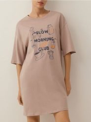 Koszula nocna z nadrukiem - brązowy. Brązowe koszule nocne damskie Reserved, l, bez wzorów, z bawełny. Za 59.99 zł.