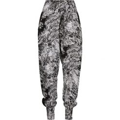 Spodnie Damskie Sarong. Białe spodnie sportowe damskie Urban Classics, xs, bez wzorów. Za 104.99 zł.