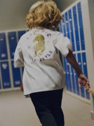 4F T-shirt loose z nadrukiem chłopięcy - biały 134/140 (8-10 lat). Białe t-shirty dla chłopców 4f, bez wzorów, z bawełny, bez ramiączek. Za 59.99 zł.