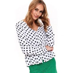 BLUZKA W GROCHY. Bluzki damskie TOP SECRET. W wyprzedaży za 49.99 zł.
