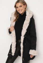 Czarna Kurtka Parka z Kapturem i Odpinanym Futerkiem Ninria. Czarne kurtki damskie Born2be, l, bez wzorów, z dzianiny, z kapturem. Za 179.99 zł.