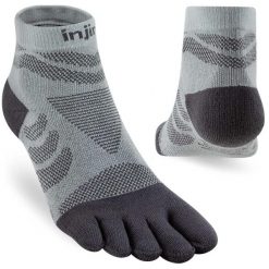 Skarpety do biegania damskie Injinji Ultra Run Mini-Crew. Szare skarpety damskie Injinji, bez wzorów. Za 85.99 zł.