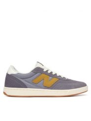 New Balance Sneakersy UN440PRB Szary. Szare trampki i tenisówki chłopięce New Balance, bez wzorów, ze skóry, bez zapięcia. Za 369.99 zł.