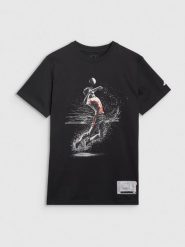 4F T-shirt regular z nadrukiem siatkarskim męski - czarny L. Czarne koszulki sportowe męskie 4f, l, bez wzorów, z bawełny, klasyczne, bez kołnierzyka. Za 69.99 zł.