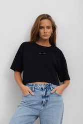 T-SHIRT PENNY "BETTER TOGETHER" CZARNY S - Flawless. Czarne t-shirty damskie Flawless, s, bez wzorów, z bawełny, eleganckie, bez kołnierzyka. Za 168.00 zł.