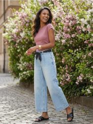 Bawełniana koszulka basic - fioletowy. Fioletowe t-shirty damskie Sinsay, l, bez wzorów, z bawełny, bez kołnierzyka. Za 19.99 zł.