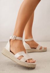 Beżowe Sandały VICES na Platformie z Plecionką i Wycięciami Helimis. Brązowe sandały damskie Renee, bez wzorów, z koronki, bez obcasa, na platformie, bez zapięcia. Za 99.99 zł.