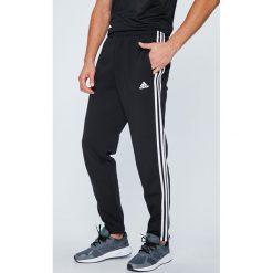 Adidas Performance - Spodnie. Szare spodnie sportowe męskie adidas Performance, z bawełny. W wyprzedaży za 169.90 zł.