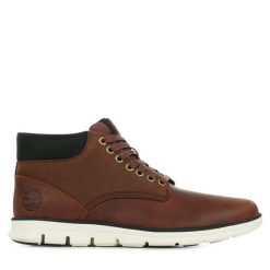 Buty Timberland Chukka Bradstreet brązowe. Brązowe eleganckie półbuty Timberland, z materiału, eleganckie, bez zapięcia. Za 599.85 zł.