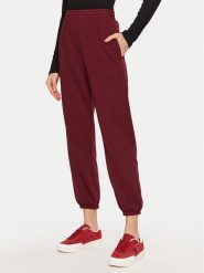 ViCOLO Spodnie dresowe TS0553 Bordowy Regular Fit. Czerwone spodnie dresowe damskie ViCOLO, m, bez wzorów, z bawełny. Za 169.99 zł.