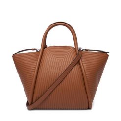 Torebka KARL LAGERFELD. Brązowe torebki do ręki damskie KARL LAGERFELD, bez wzorów, klasyczne, bez dodatków. Za 1,099.00 zł.