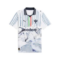 Męska koszulka KIDSUPER × CF MONTERREY PUMA White Deep Navy Blue. Białe koszulki sportowe męskie Puma, m, bez wzorów, bez kołnierzyka, bez ramiączek, do piłki nożnej. Za 439.00 zł.