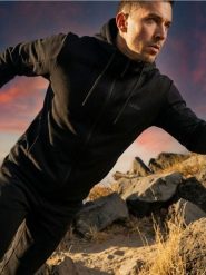 Rozpinana bluza z kapturem - czarny. Czarne bluzy męskie Sinsay, l, bez wzorów, z kapturem. Za 79.99 zł.