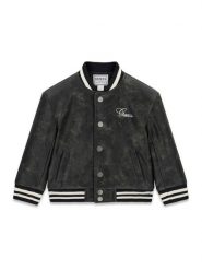 Guess Kids Kurtka przejściowa 183753 Czarny Classic Fit. Czarne kurtki i płaszcze dla chłopców Guess Kids, z aplikacjami, bez kaptura. Za 394.99 zł.