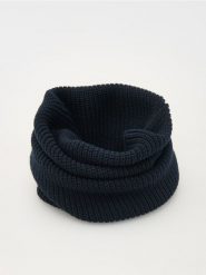 Gładki komin - granatowy. Niebieskie szaliki męskie Reserved, bez wzorów. W wyprzedaży za 39.99 zł.