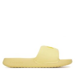 Klapki Lacoste. Białe klapki damskie Lacoste, bez wzorów, bez obcasa. Za 149.99 zł.