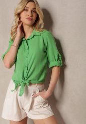 Zielona Koszula z Rękawami z Możliwością Podpięcia Wiązana na Dole Zapinana na Guziki Sanesria. Zielone bluzki damskie Renee, l, bez wzorów, z jeansu, eleganckie, bez kołnierzyka, bez ramiączek. Za 84.99 zł.