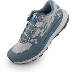 Buty damskie Salomon Ultra Glide Bluestone. Brązowe obuwie sportowe damskie Salomon, bez wzorów, do biegania. Za 661.99 zł.