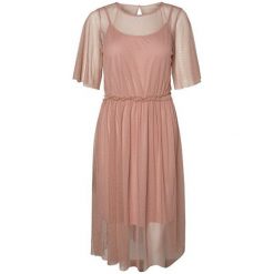 Vero Moda Linna 2/4 Blk Dress Jrs Mist y Rose (rozmiar XS). Czerwone spódnice damskie Vero Moda, s, bez wzorów, bez kołnierzyka, bez ramiączek. W wyprzedaży za 101.00 zł.