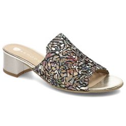 Czarne Klapki Armodo Eleganckie Obuwie Damskie. Czarne klapki damskie Armodo, w ażurowe wzory, ze skóry, bez obcasa, na obcasie, bez zapięcia. Za 259.00 zł.