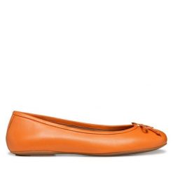Baleriny Geox. Brązowe baleriny damskie Geox, bez wzorów, bez obcasa. Za 209.99 zł.