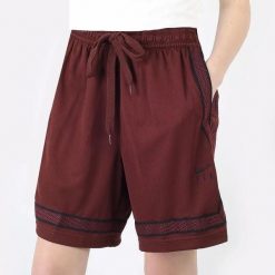 Spodenki damskie Nike Air Jordan do koszykówki burgundowe. Czerwone szorty damskie Nike, m, bez wzorów, z materiału. Za 177.99 zł.