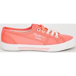 Pepe Jeans - Tenisówki. Różowe trampki i tenisówki damskie Pepe Jeans, z jeansu. W wyprzedaży za 139.90 zł.